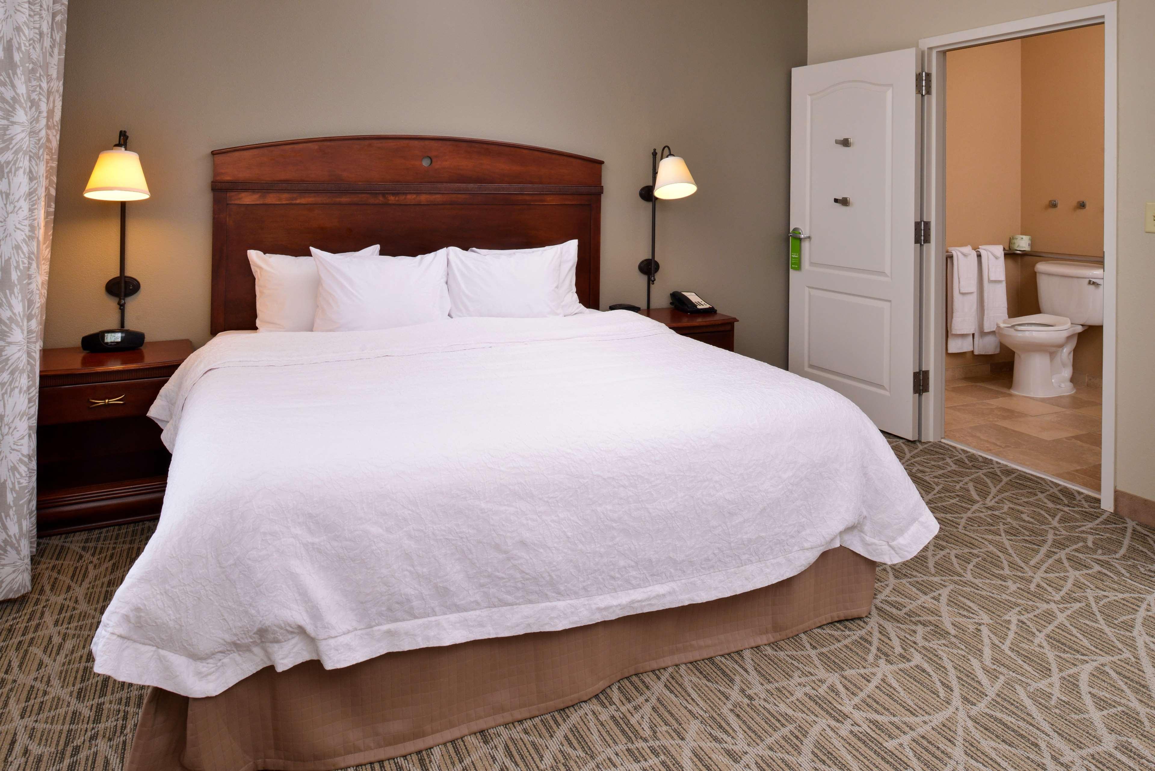Hampton Inn By Hilton Litchfield Екстер'єр фото