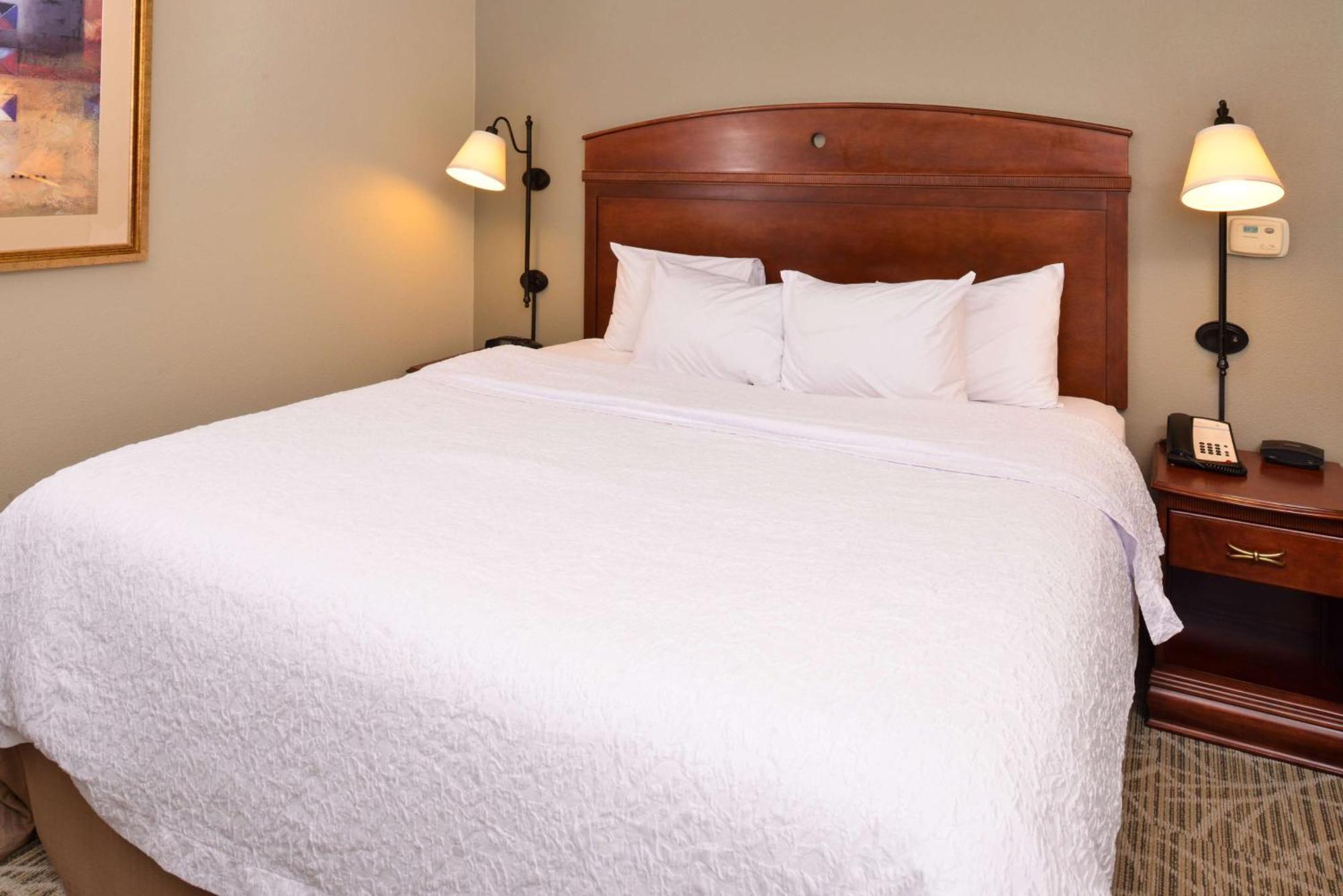 Hampton Inn By Hilton Litchfield Екстер'єр фото