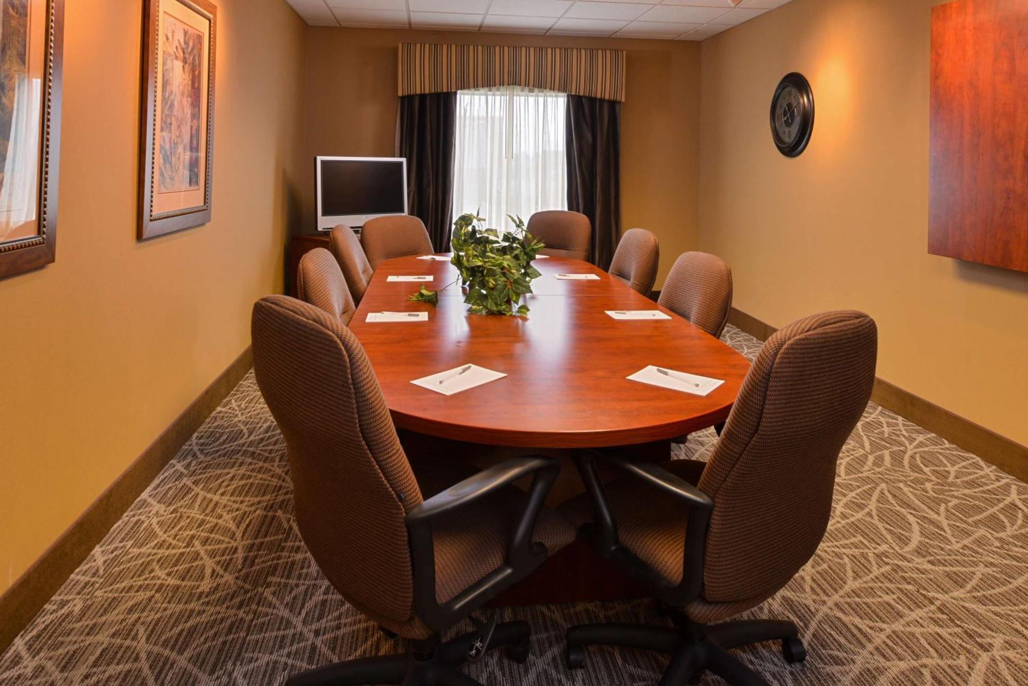 Hampton Inn By Hilton Litchfield Екстер'єр фото