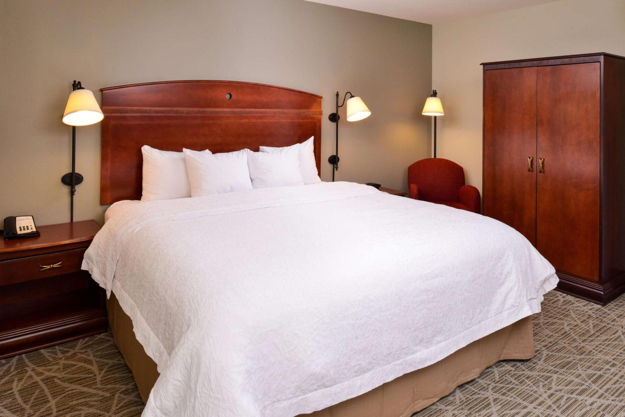 Hampton Inn By Hilton Litchfield Екстер'єр фото