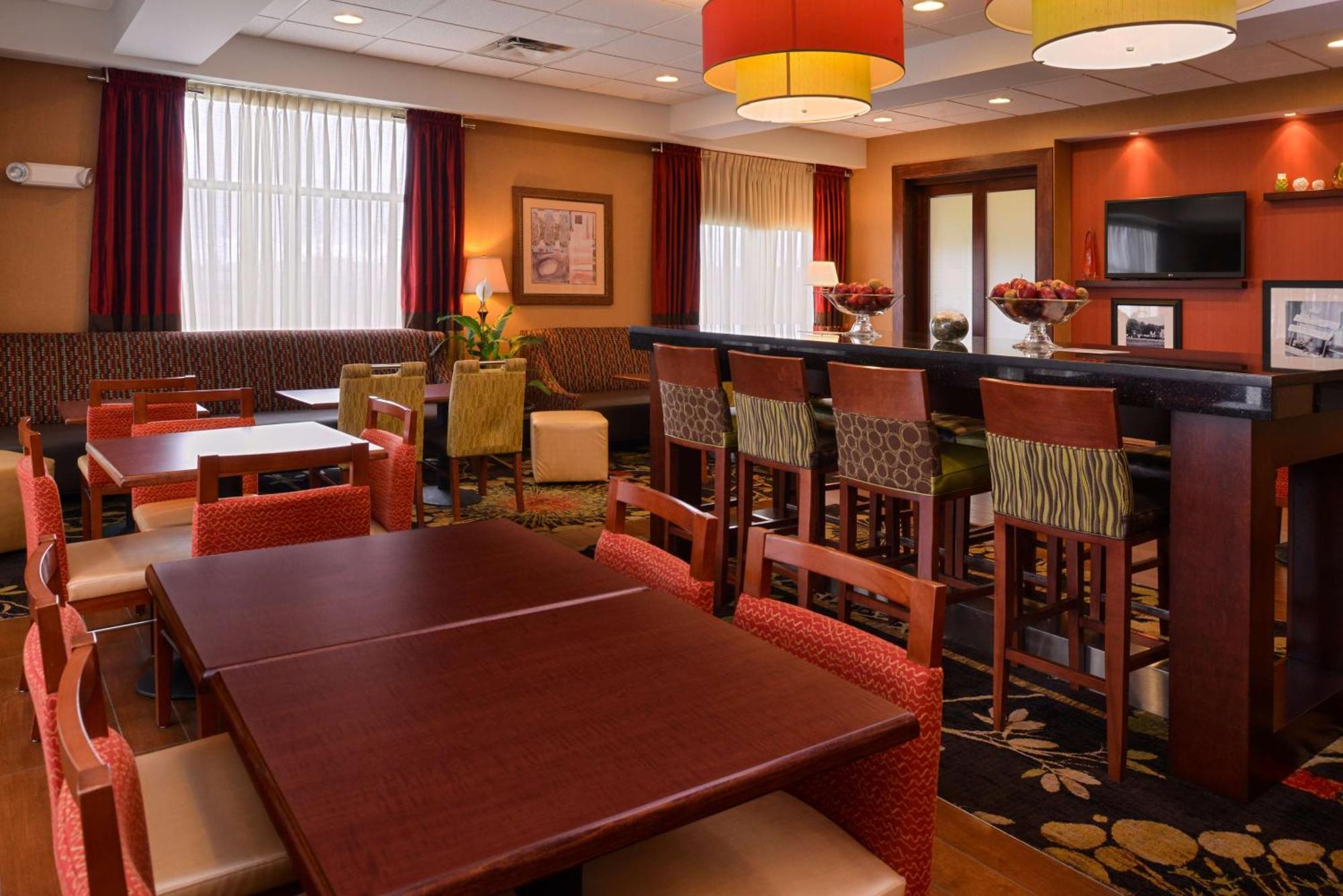 Hampton Inn By Hilton Litchfield Екстер'єр фото