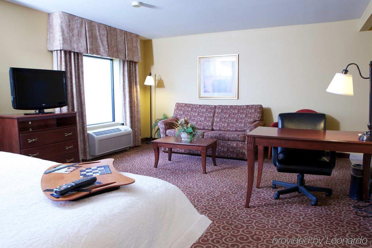 Hampton Inn By Hilton Litchfield Екстер'єр фото