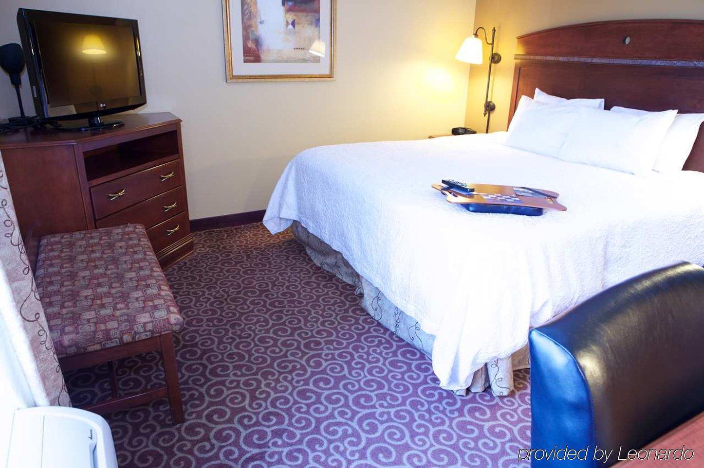 Hampton Inn By Hilton Litchfield Екстер'єр фото