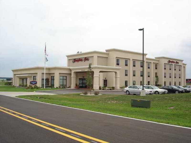 Hampton Inn By Hilton Litchfield Екстер'єр фото